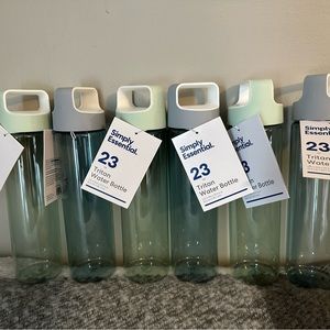 Water bottles Simply Essential 23 oz Tritan water bottle - six total